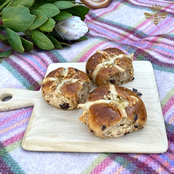 Wedgewood Nougat Hot Cross Buns